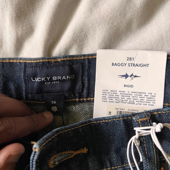 Lucky Brand Baggy Straight Blue Jeans - Picture 2 of 4